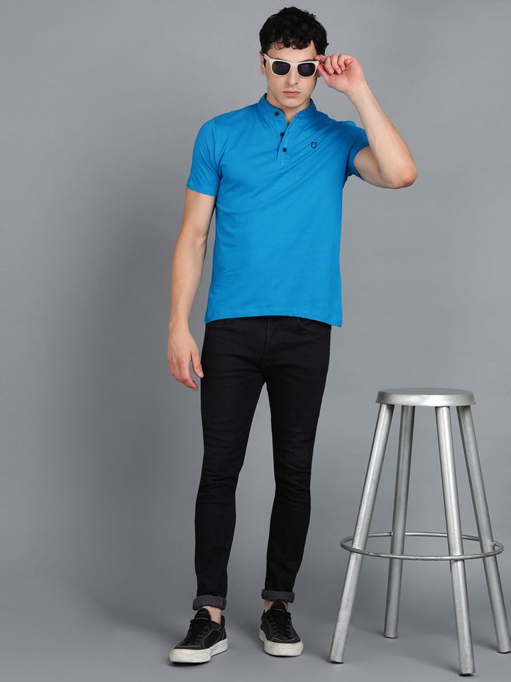Urbano Fashion Men Blue Solid Slim Fit Mandarin Collar Pure Cotton T-shirt