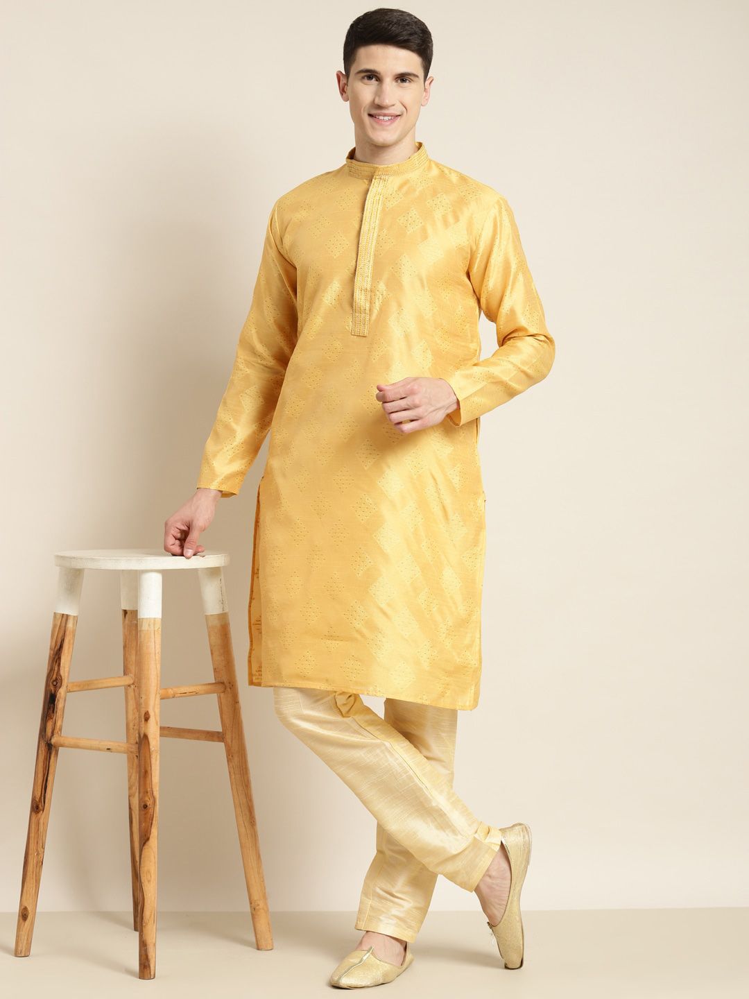 SOJANYA Woven Design Mandarin Collar Thread Work Cotton Silk Kurta