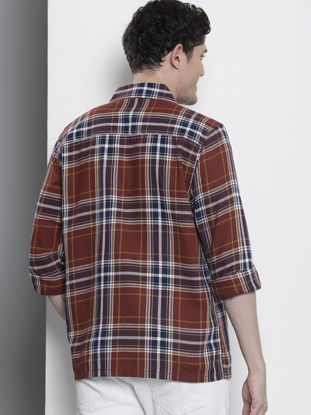 The Indian Garage Co Men Tartan Checked Cotton Casual Shirt
