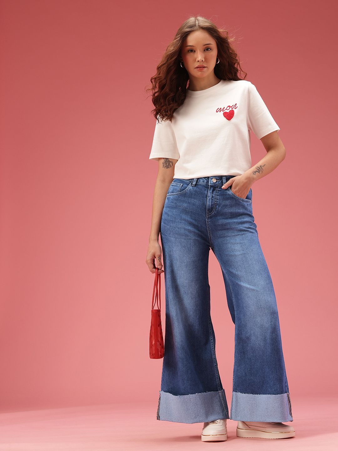 DressBerry Women Flared Fit Light Fade Stretchable Jeans