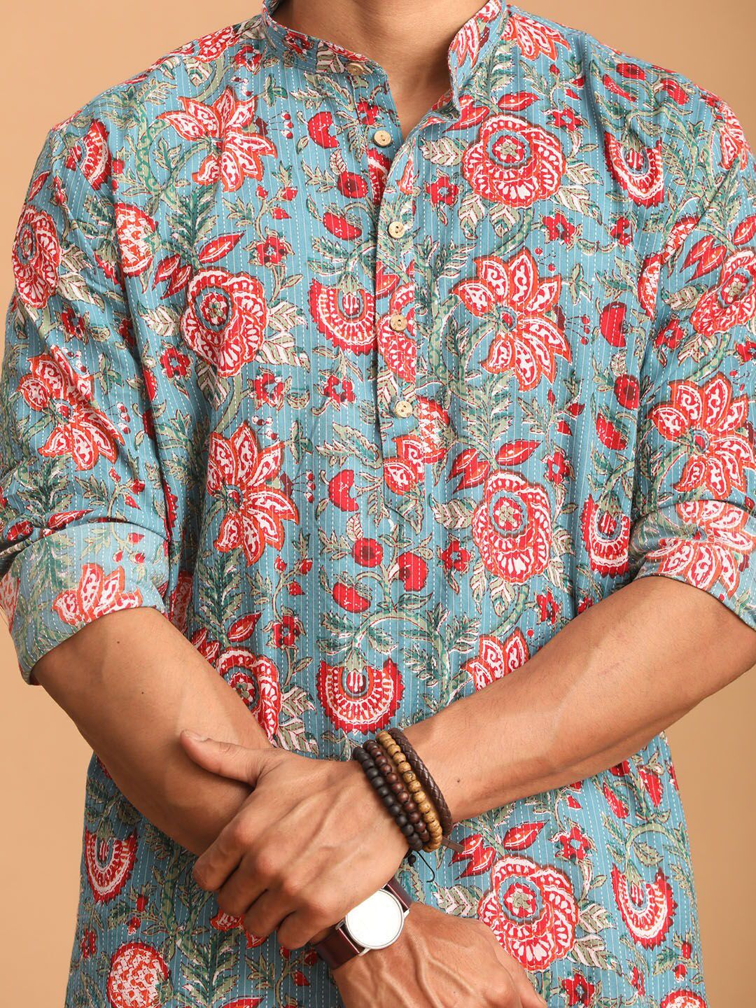 VASTRAMAY Floral Printed Thread Work Pure Cotton Kurta