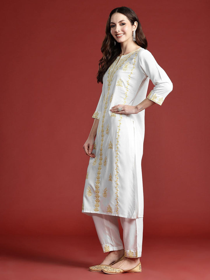 Indo Era Women Floral Embroidered Thread Work Kurta with Trousers