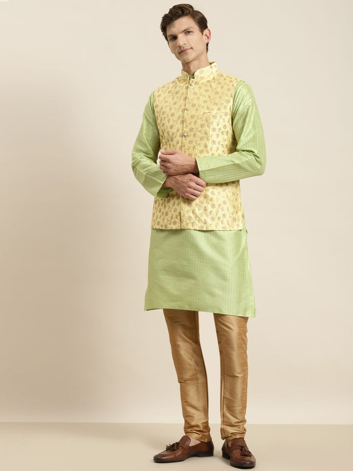 SOJANYA Kurta Belang Hijau Lelaki dengan Jaket Churidar & Nehru