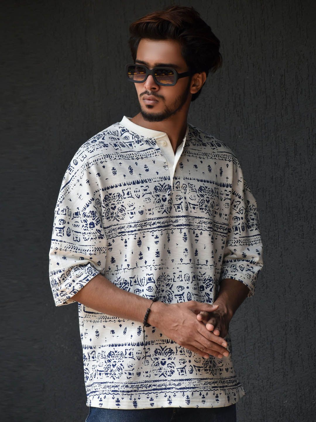 Powerlook White & Navy Blue Floral Printed Drop Shoulder Sleeves Oversized T-Shirt
