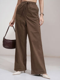Tokyo Talkies Women Solid Elasticated Waist Straight FIt Casual Pants