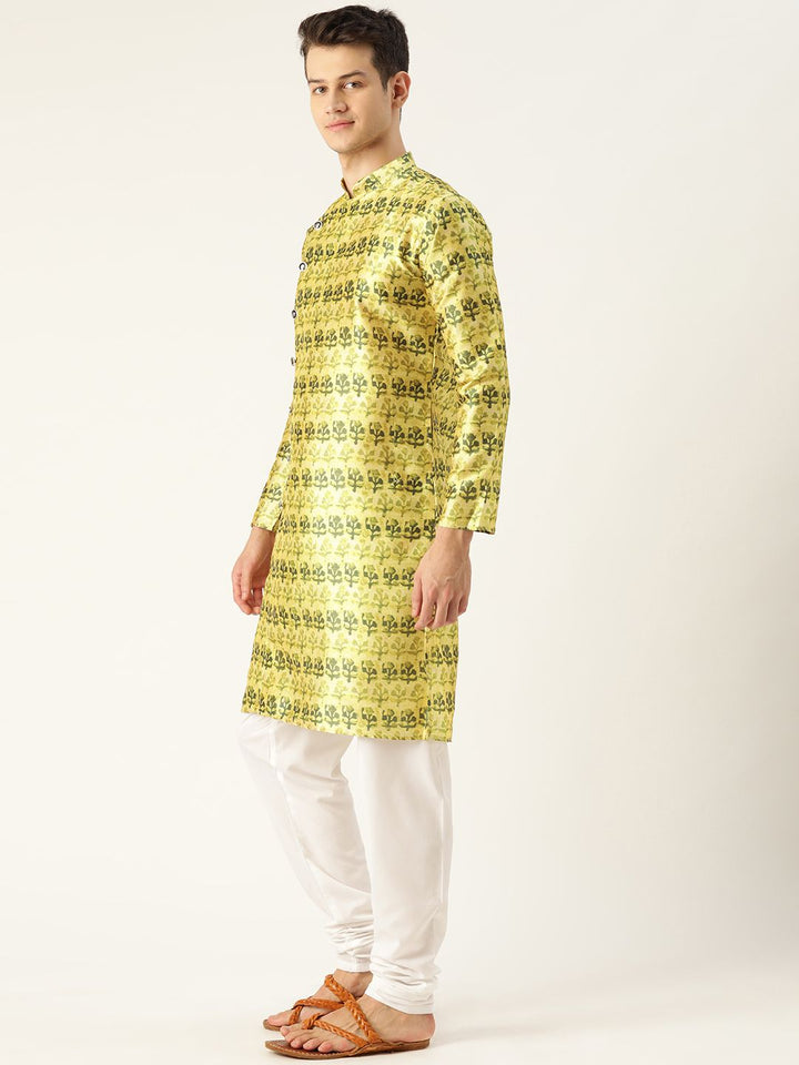 SOJANYA Men Green Printed Angrakha Straight Kurta
