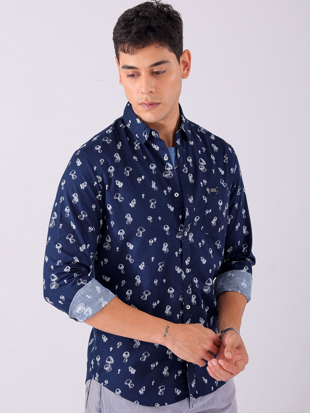 The Indian Garage Co Slim Fit Opaque Printed Pure Cotton Casual Shirt