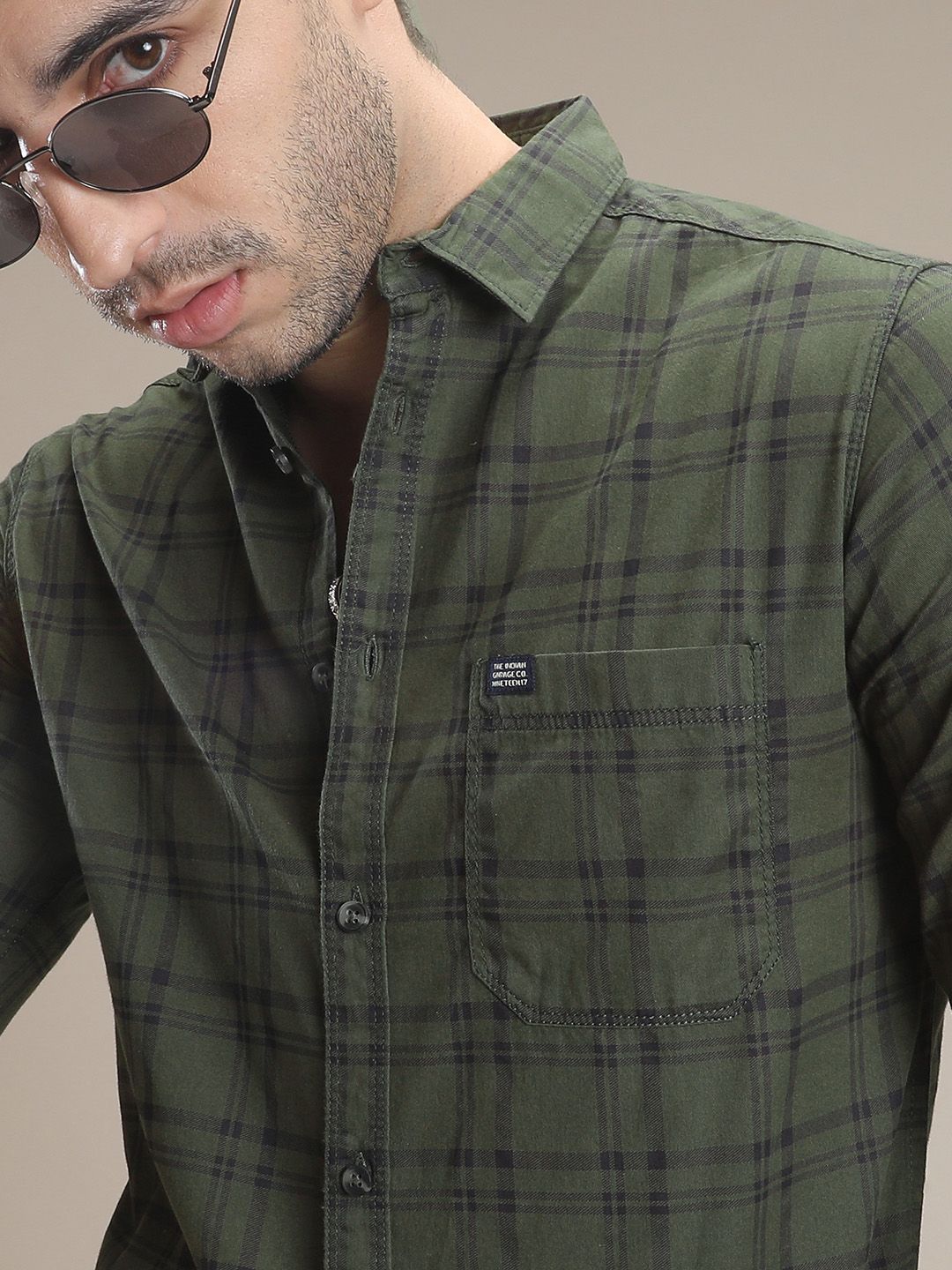 The Indian Garage Co Men Green & Black Slim Fit Checked Casual Shirt