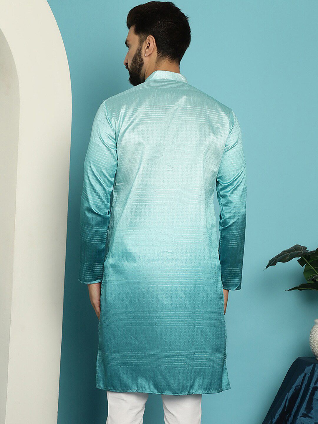 SOJANYA Mandarin Collar Thread Work Silk Cotton Jacquard Regular Kurta