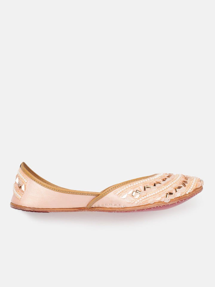 House of Pataudi Women Embellished Mojaris