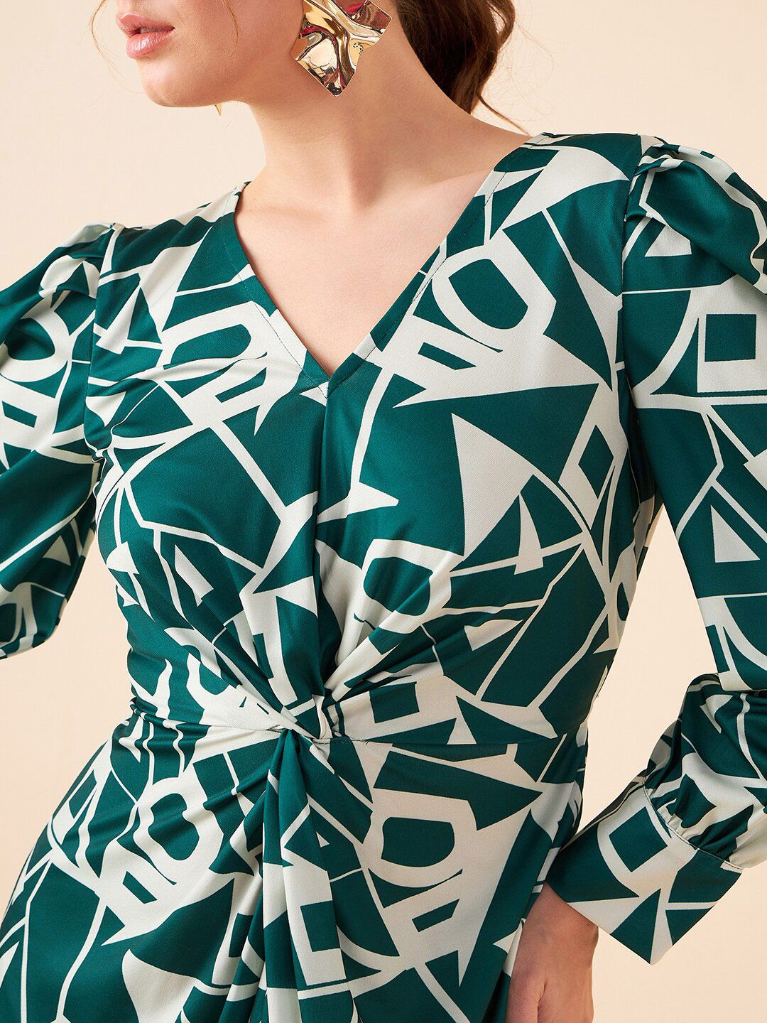 Antheaa Green Geometric Printed V-Neck Sheath Midi Dress