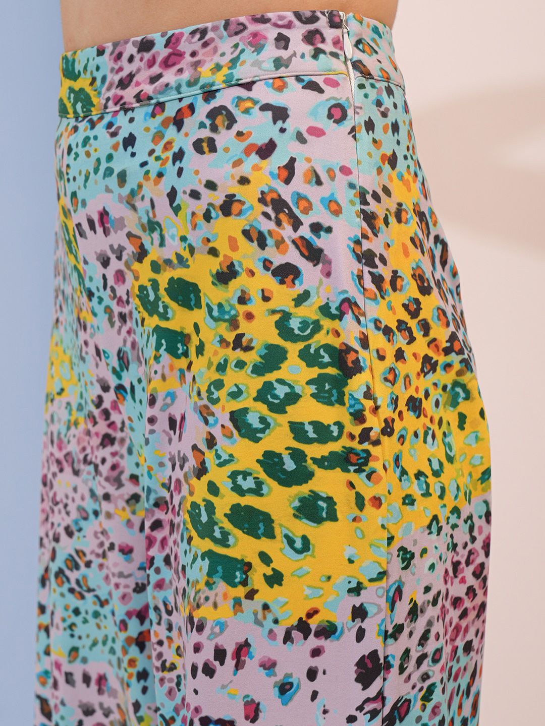 Tokyo Talkies Pink Animal Skin Printed Halter Neck Top And Trouser