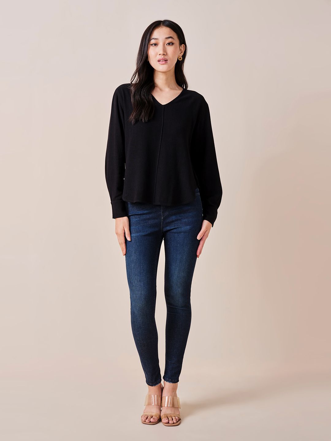AND V-Neck Cuffed Sleeves solid Top