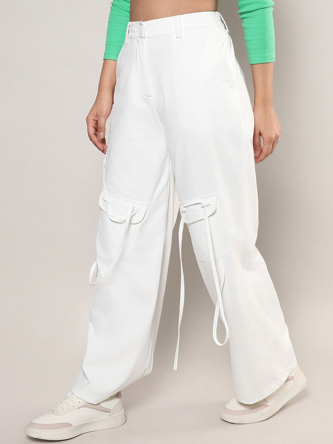 Campus Sutra Women Relaxed Loose Fit Easy Wash Cargos Trousers
