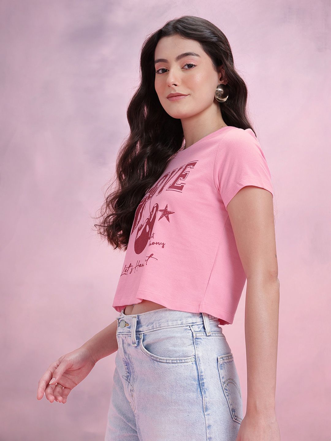 DressBerry Women Typography Printed Crop T-shirt