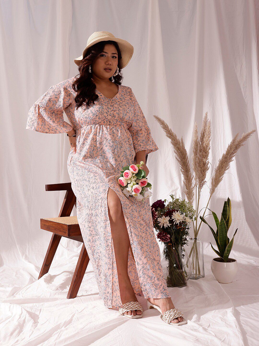 CURVY STREET Beige Floral Printed V-Neck Flared Sleeves Flared Fit & Flare Maxi Dress