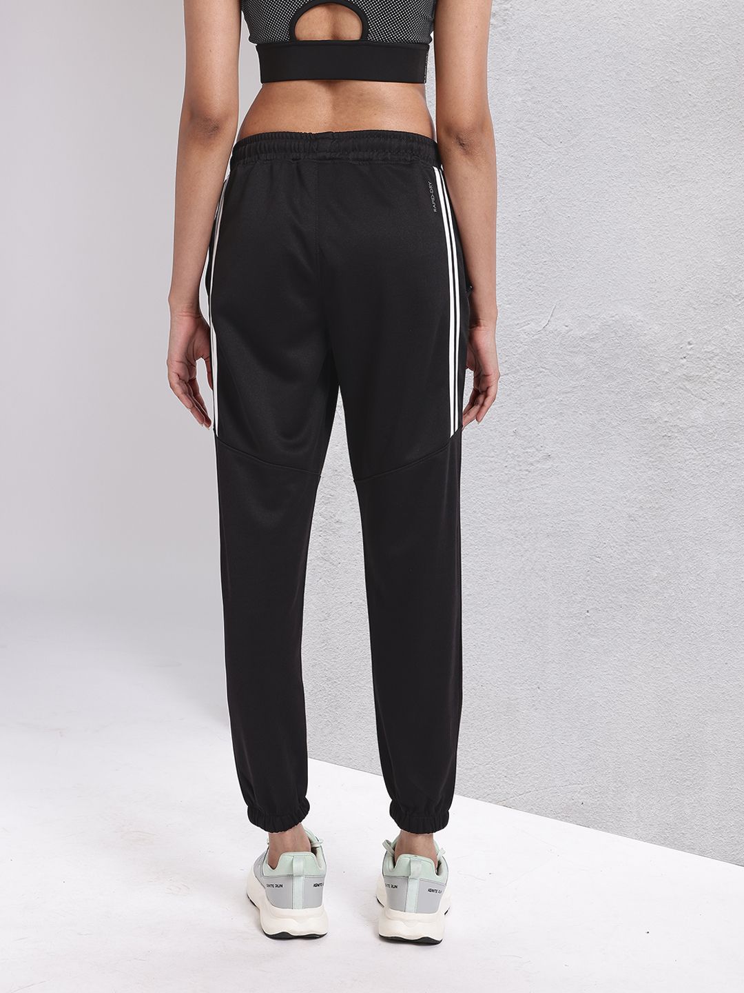 HRX by Hrithik Roshan Women Rapid Dry Retro Running Joggers