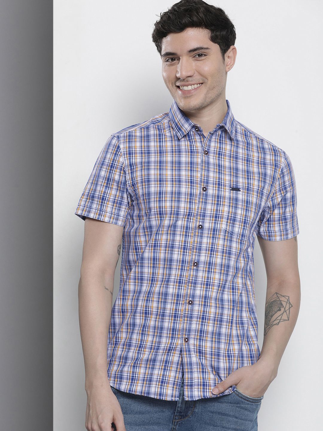 The Indian Garage Co Men Slim Fit Tartan Checked Casual Shirt