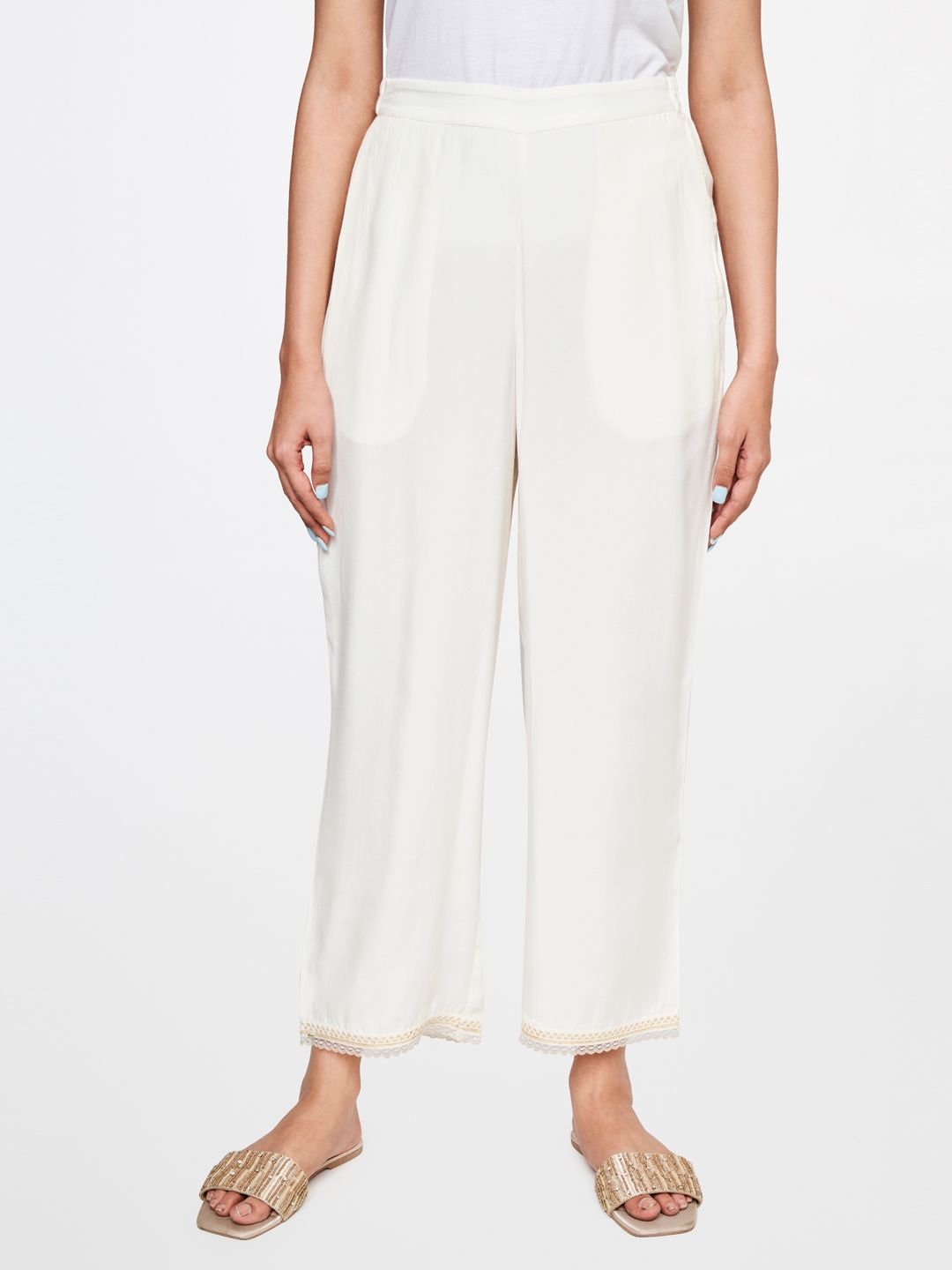 Global Desi Women Loose Fit Trousers