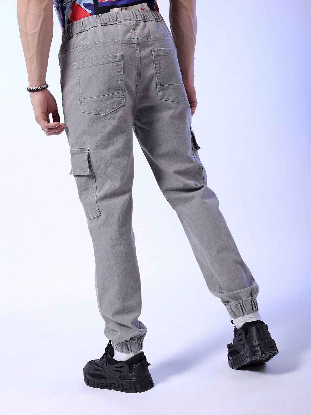 The Indian Garage Co Men Light Fade Stretchable Cargo Jogger Jeans