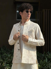 KISAH Men Printed Zari  Regular Fit Nehru Jacket