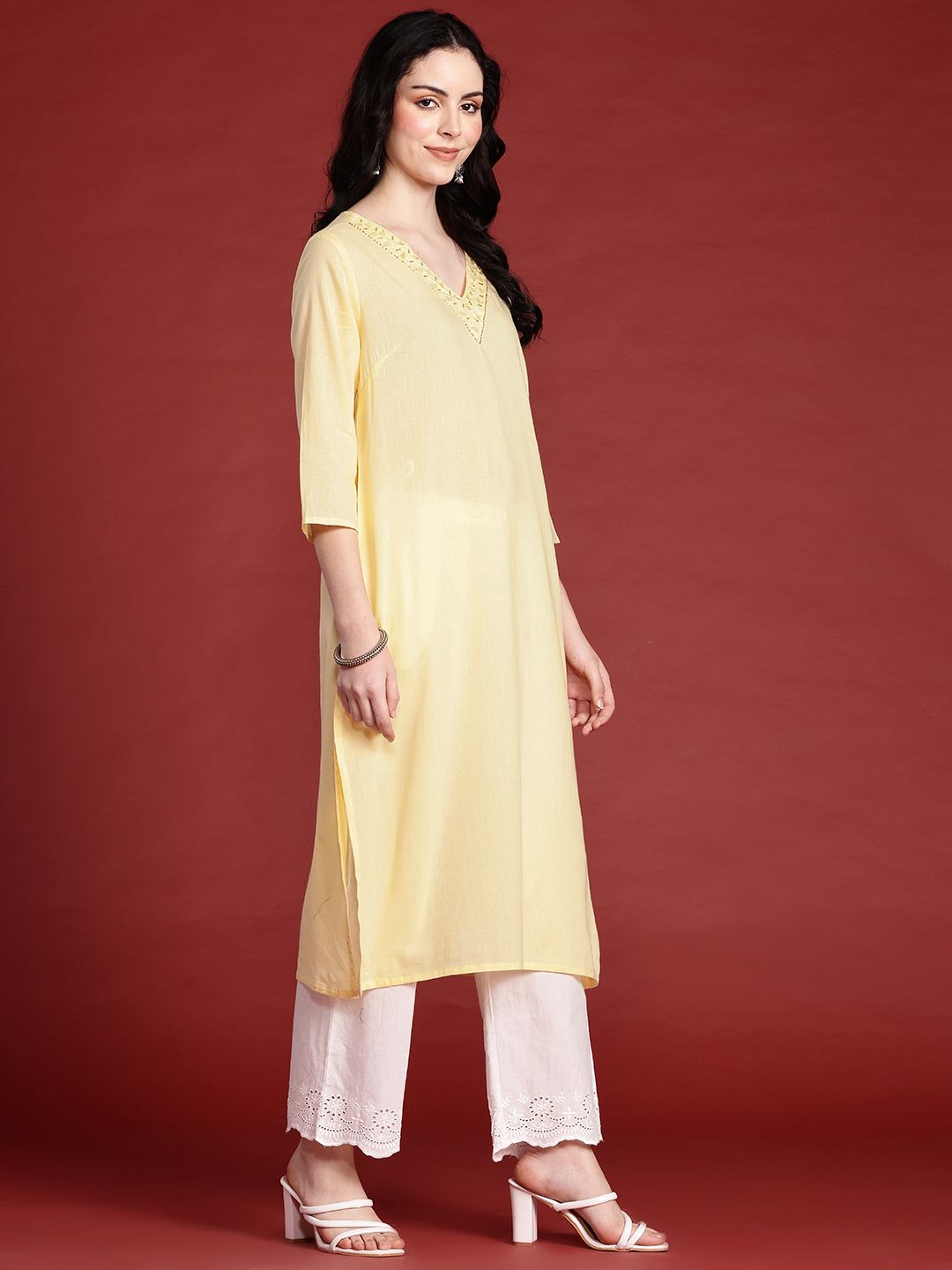 Anouk Embellished Straight Regular Kurta