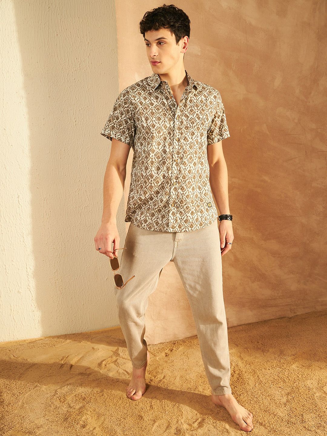 DENNISON Smart Ethnic Motifs Printed Spread Collar Short Sleeves Cotton Lightweight Shirt
