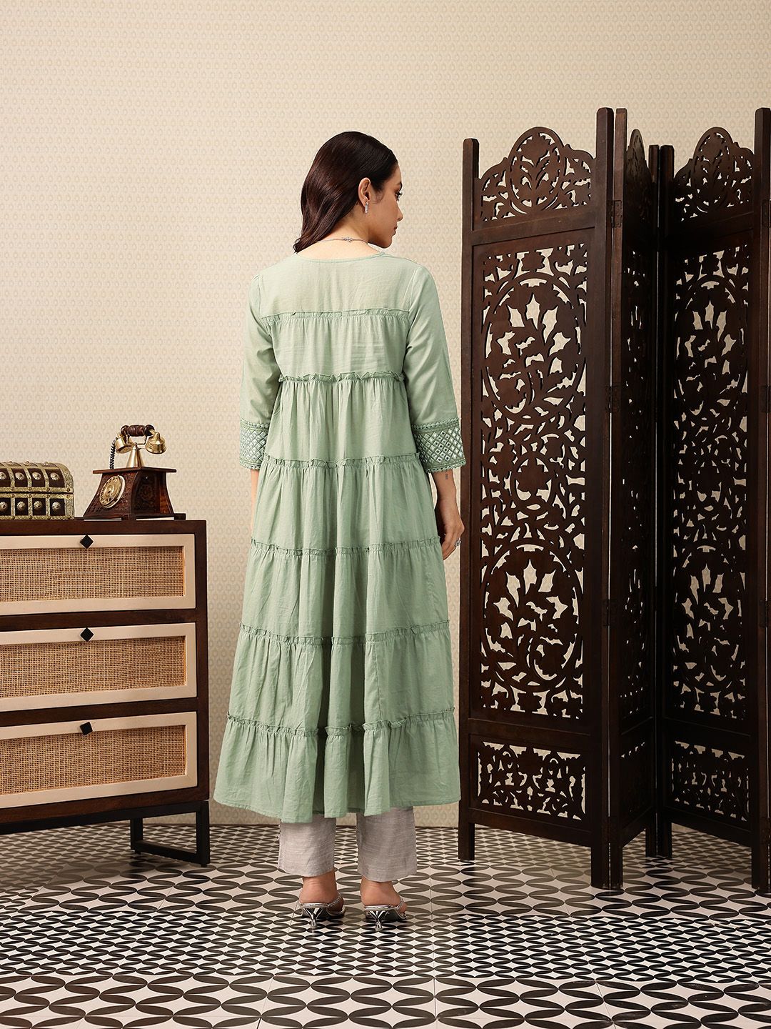 House of Pataudi Mirror Work Tiering Jashn Kurta