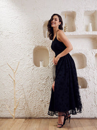 Berrylush Black V-Neck Sleeveless Maxi Dress