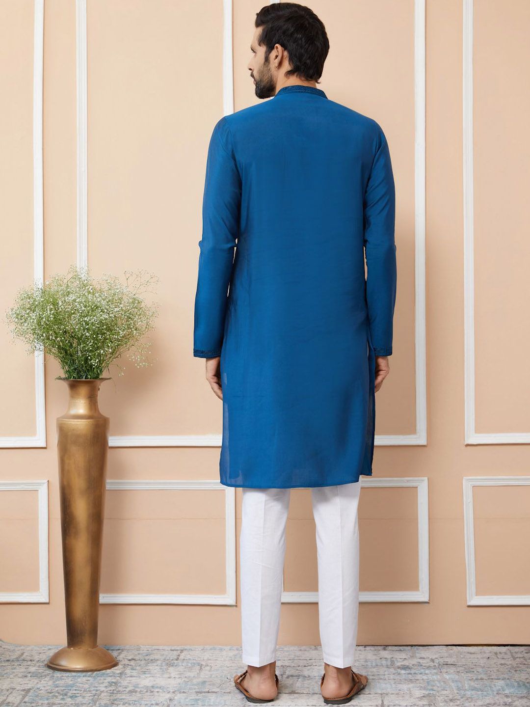 See Designs Men Floral Embroidered Regular Kurta with Pyjamas