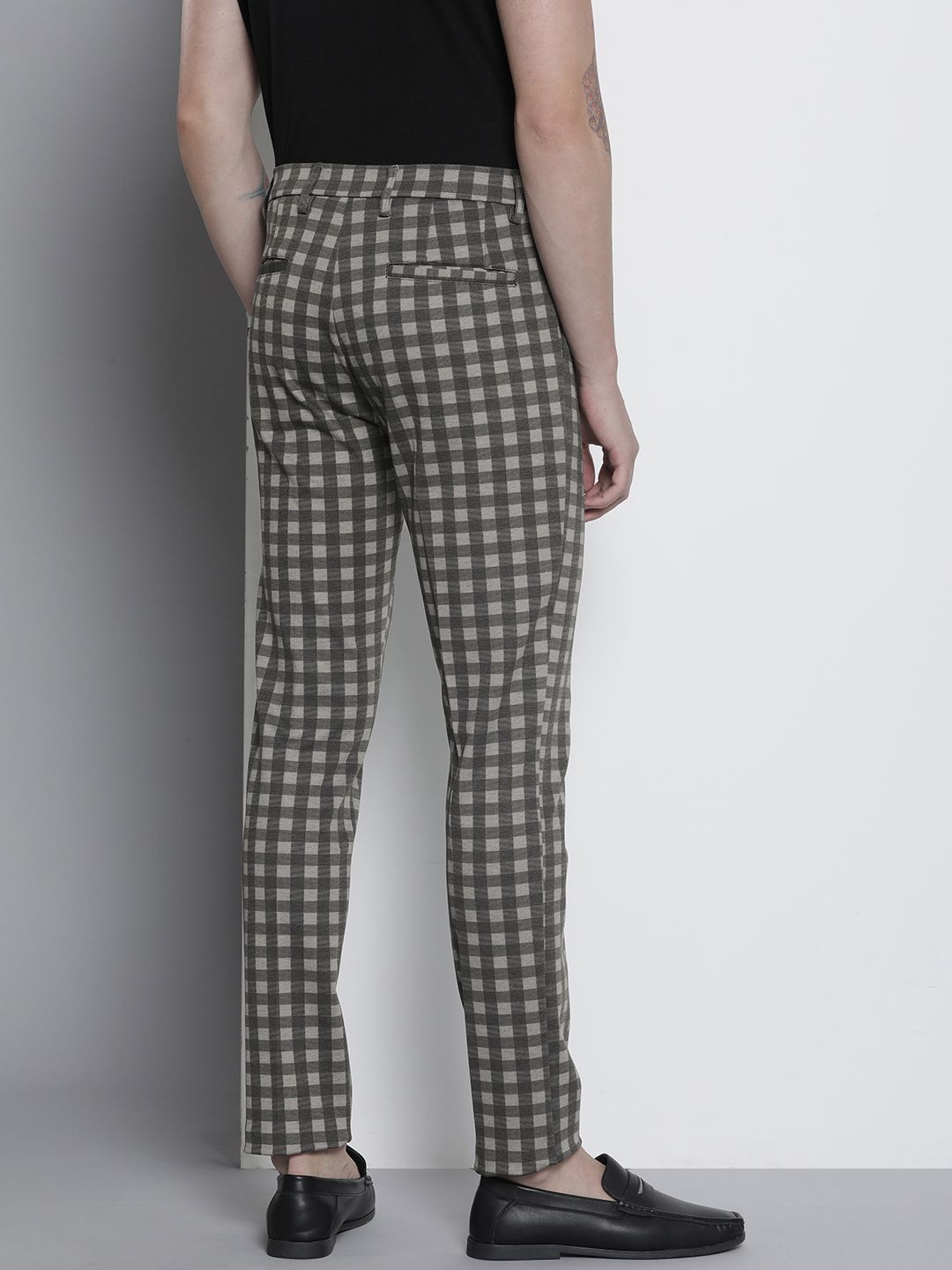 The Indian Garage Co. X Luxe Men Checked Slim Fit Trousers