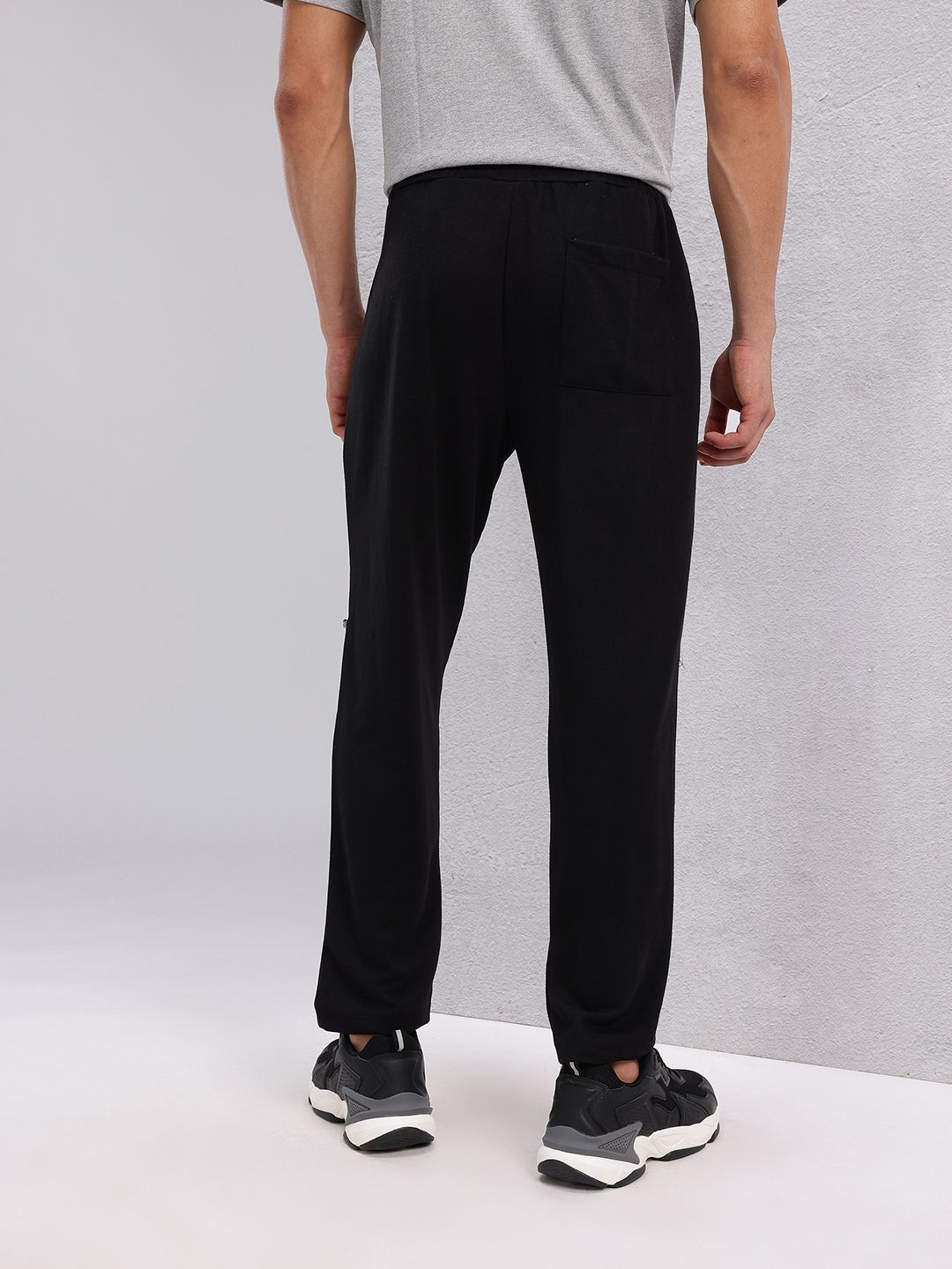 HRX by Hrithik Roshan Men Typography Printed Detail Mid-Rise Lifestyle Track Pants