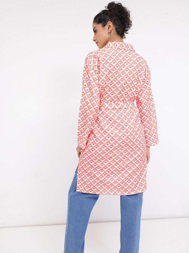 DressBerry Trendsetter Alert Printed Shirt Collar Longline Top