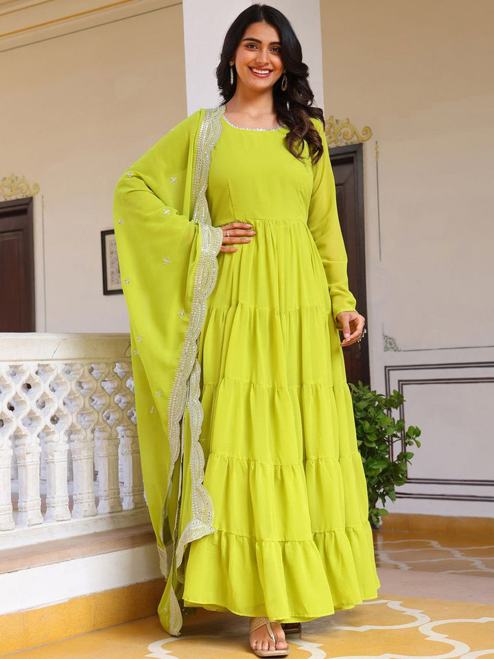 KALINI Women Layered Thread Work Kurta with Pyjamas & With Dupatta