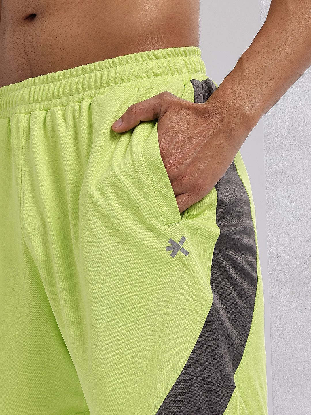 HRX by Hrithik Roshan Men Rapid-Dry Side Striped Running Shorts