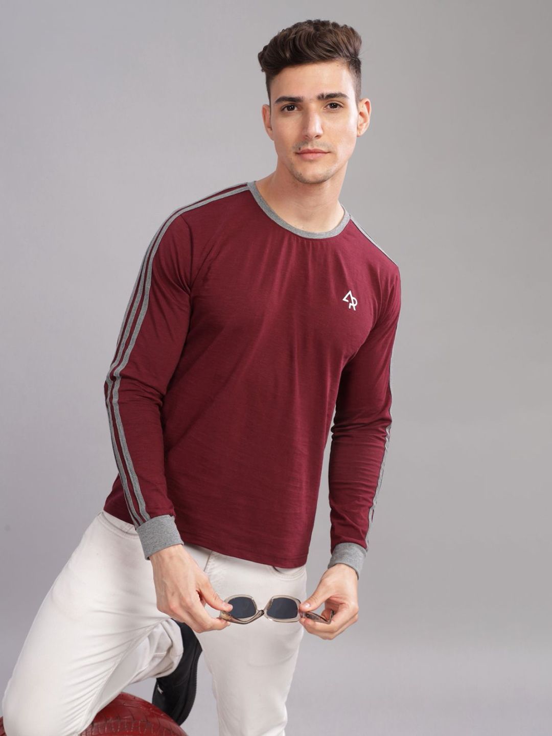 ADRO Men Solid Round Neck T-shirt