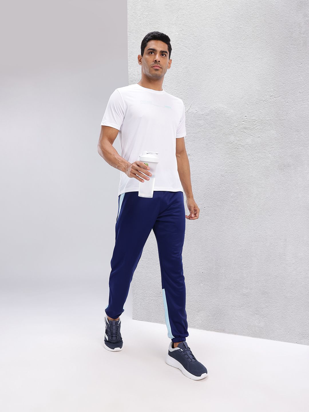 HRX by Hrithik Roshan Men Colourblock Rapid-Dry Running Joggers