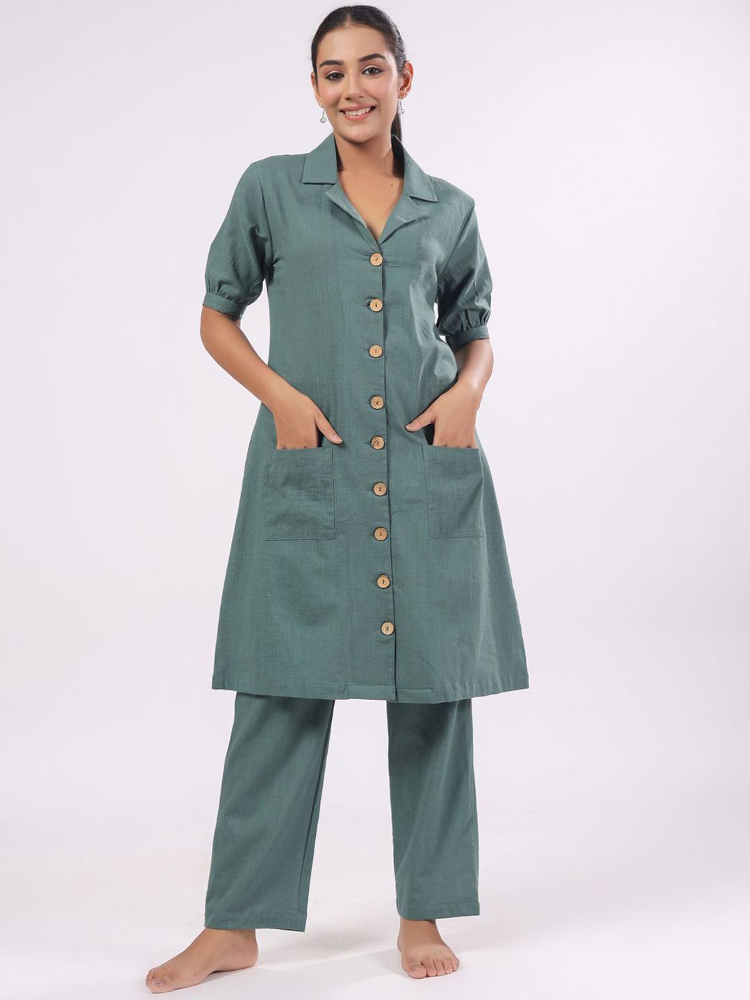 SANSKRUTIHOMES Women Lapel Collar Night suit