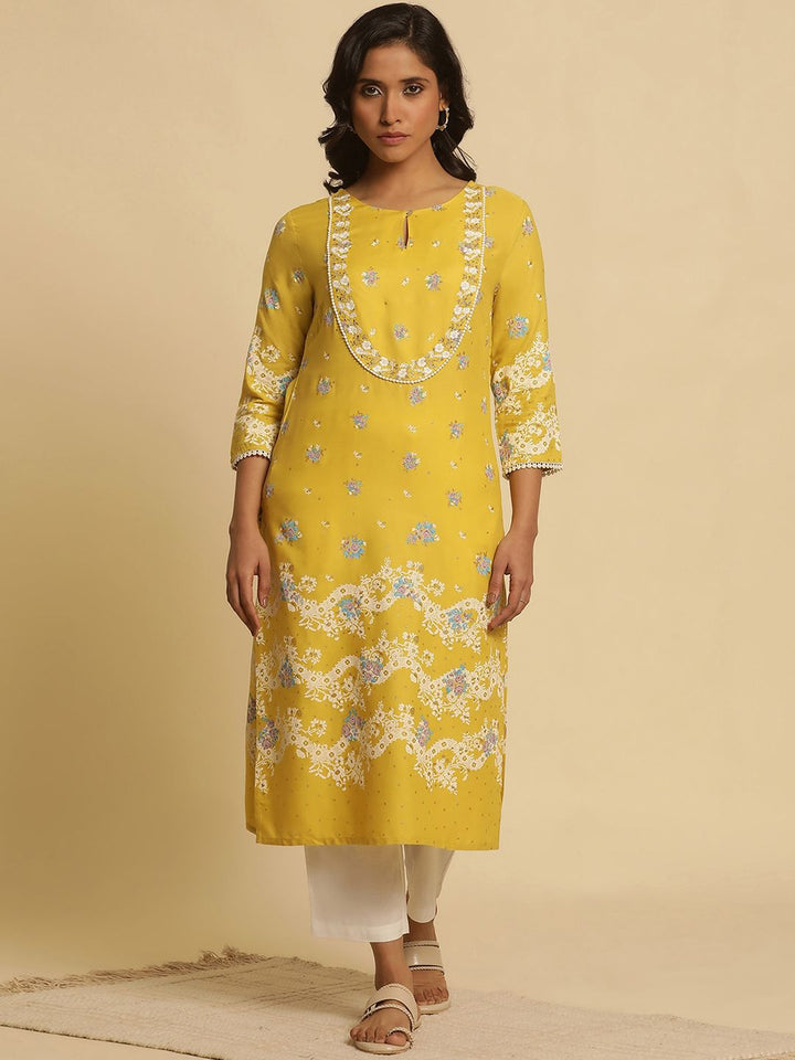 W Floral Embroidered Thread Work Kurta