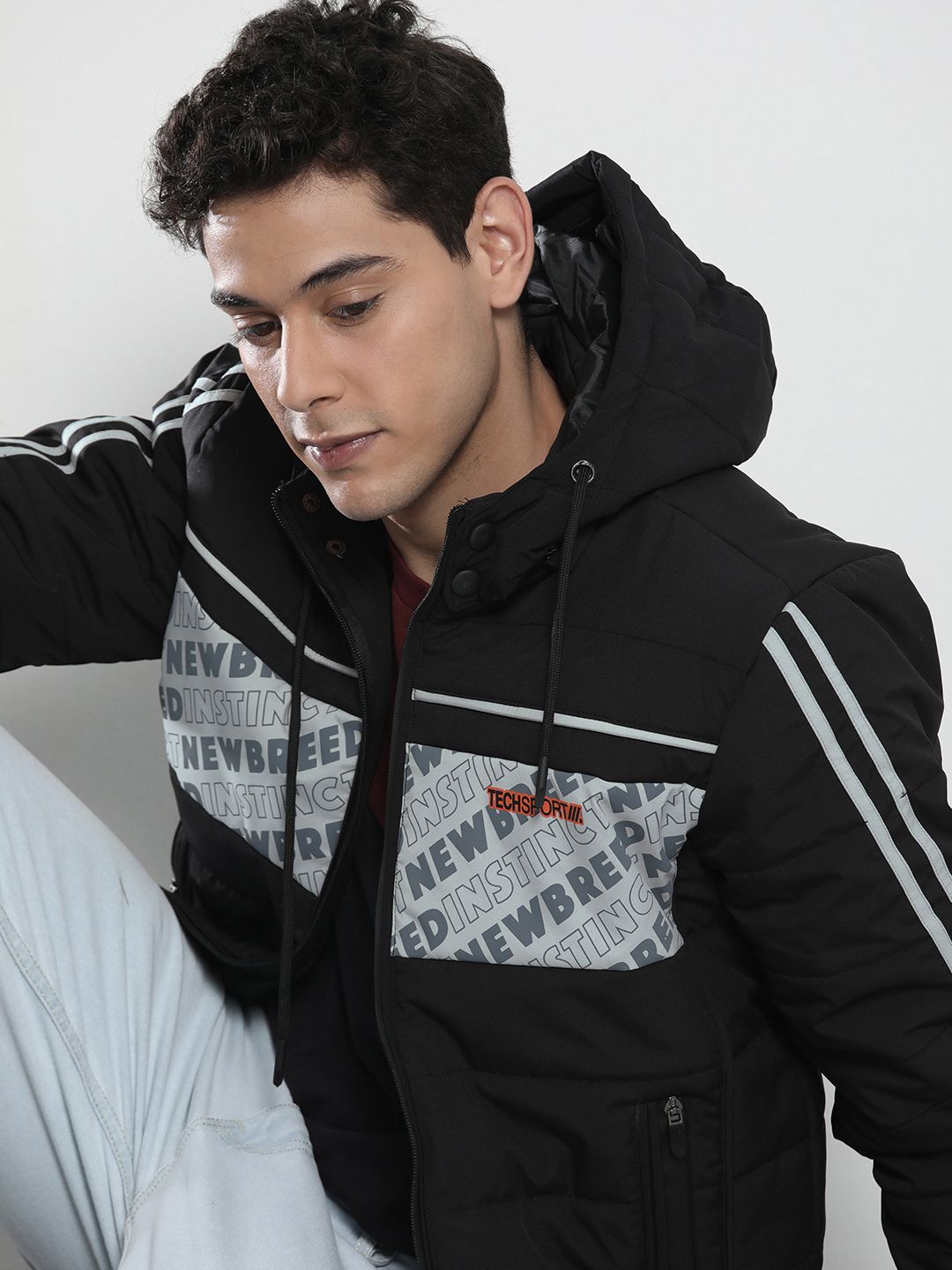 The Indian Garage Co Men Typographic Print Slim Fit Puffer Jacket with Detachable Hood