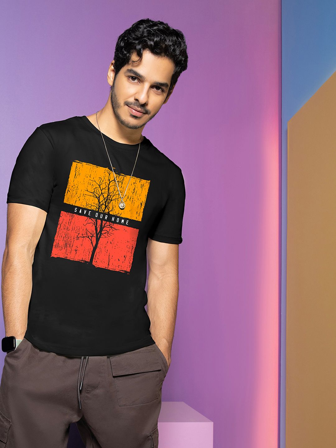 Bewakoof Men Black Printed Round Neck Pure Cotton T-shirt