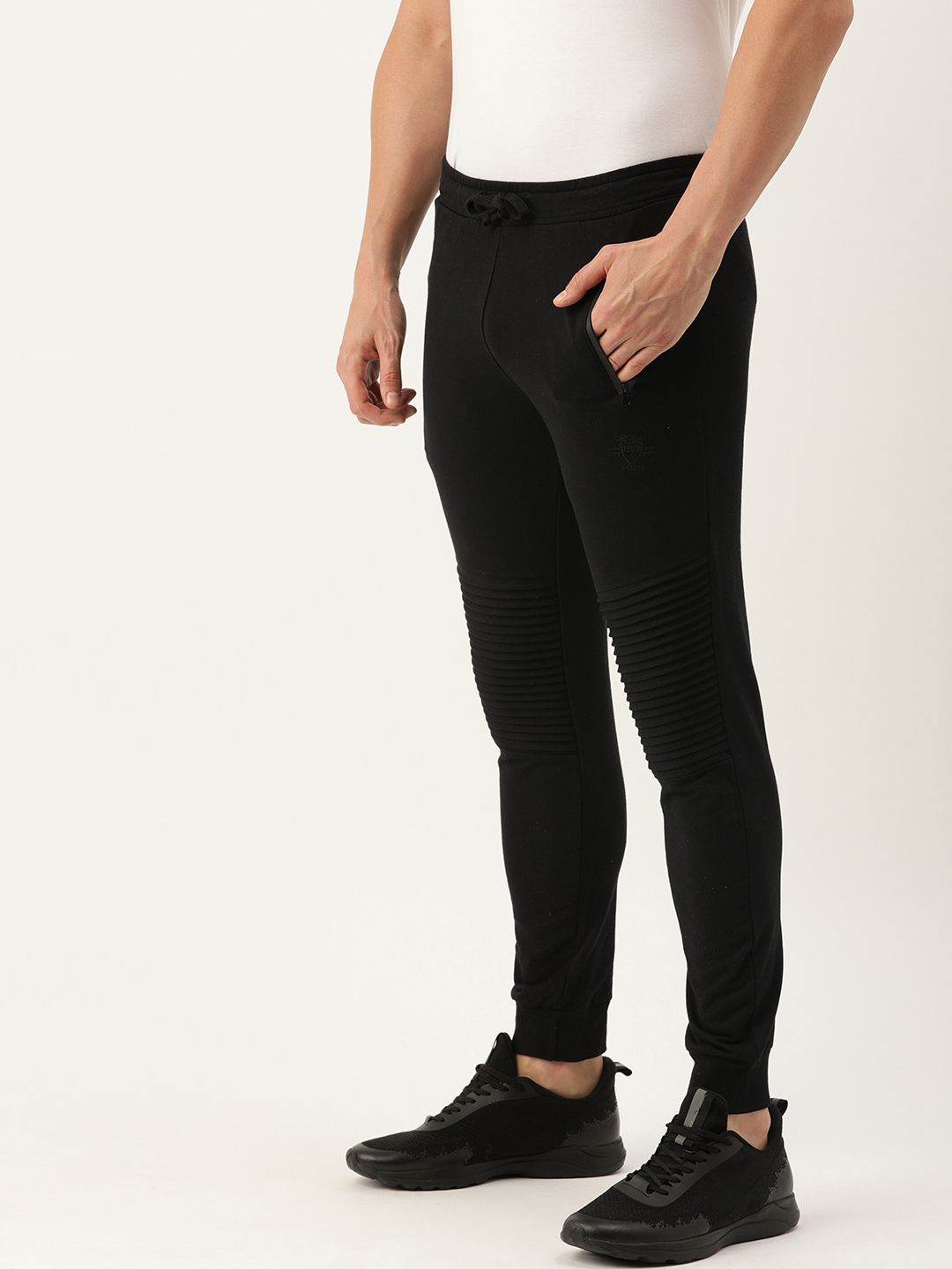 The Indian Garage Co Men Black Solid Pleated Detail Joggers