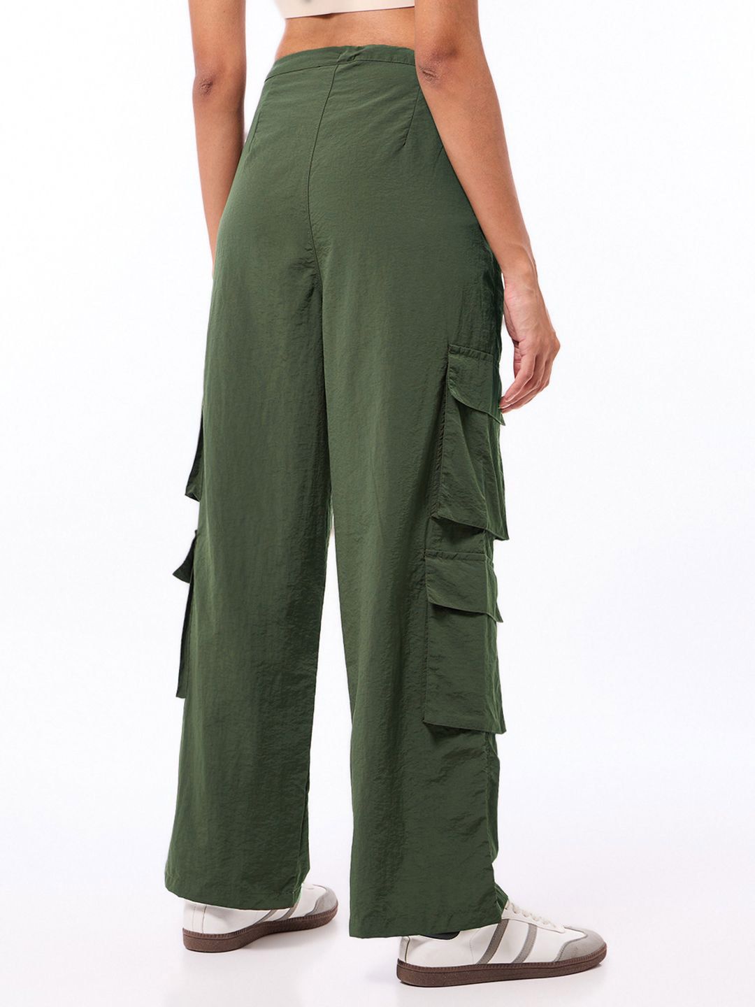 Bewakoof Women Baggy Loose Fit High-Rise Cargo Parachute Pants