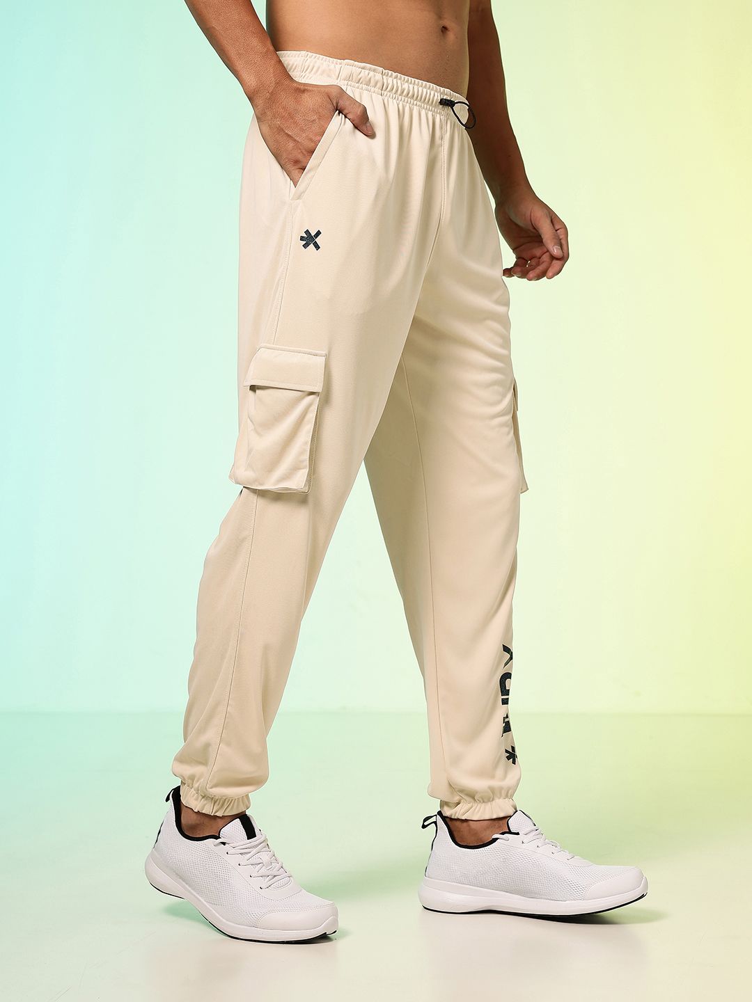 HRX by Hrithik Roshan Men Retro Running Story Rapid-Dry Training Joggers