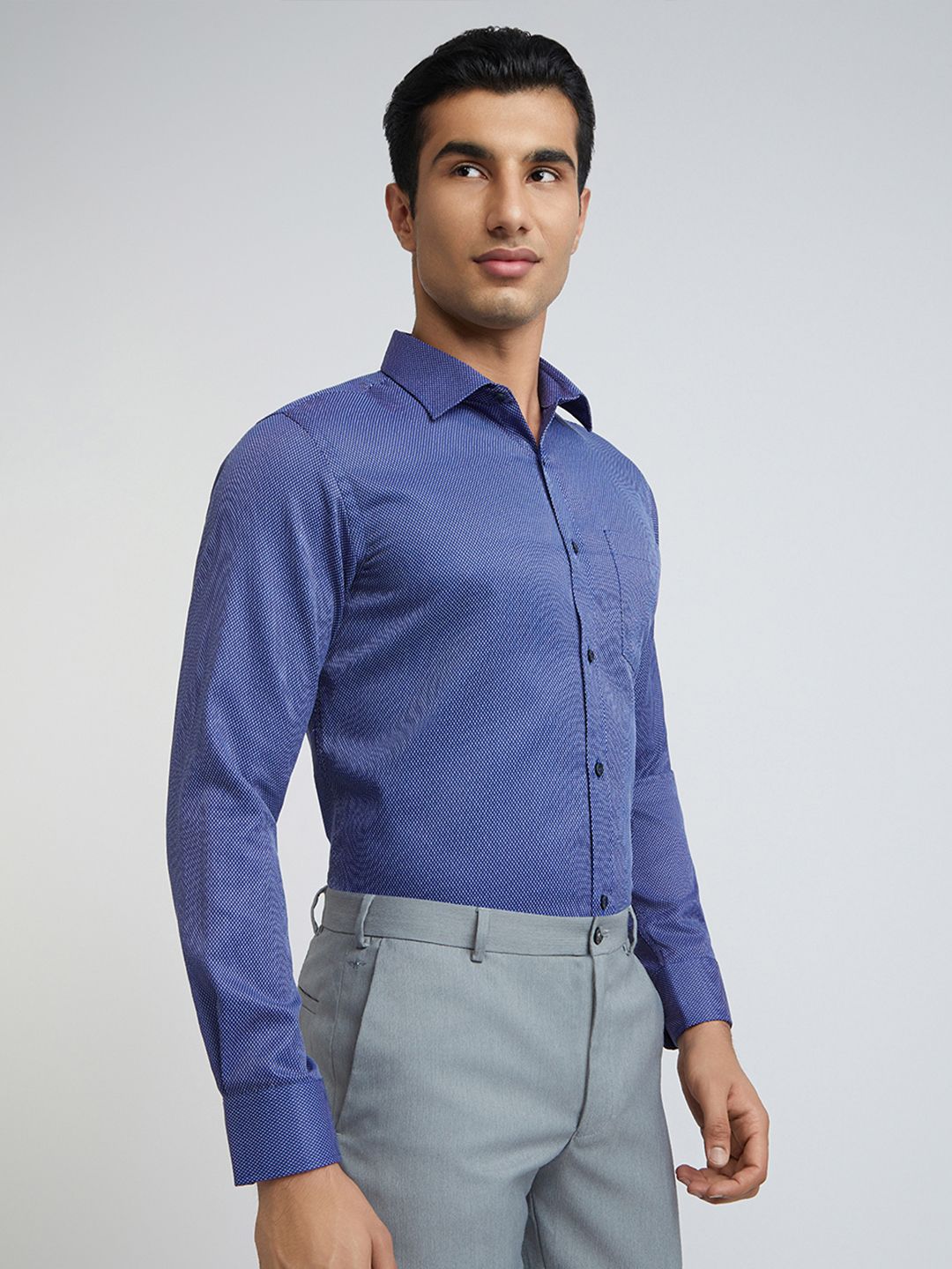 Park Avenue Textured Slim Fit Formal Shirt