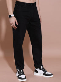 HIGHLANDER Men Clean Look Mid-Rise Relaxed Fit Cotton Jeans