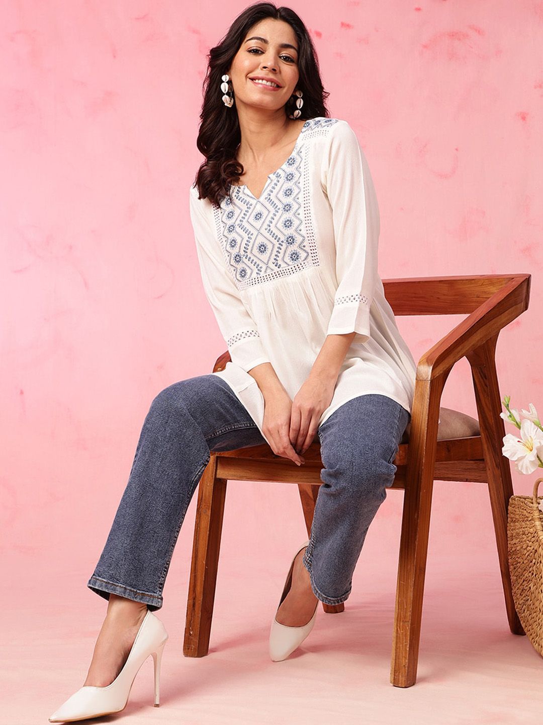 Anouk Ethnic Motifs Yoke Design Thread Work A-Line Short Kurti