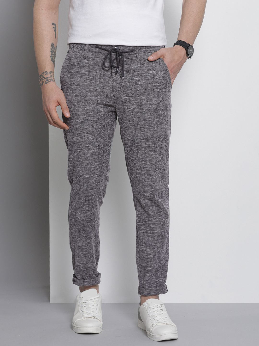 The Indian Garage Co Men Charcoal Grey Melange Effect Slim Fit Trousers