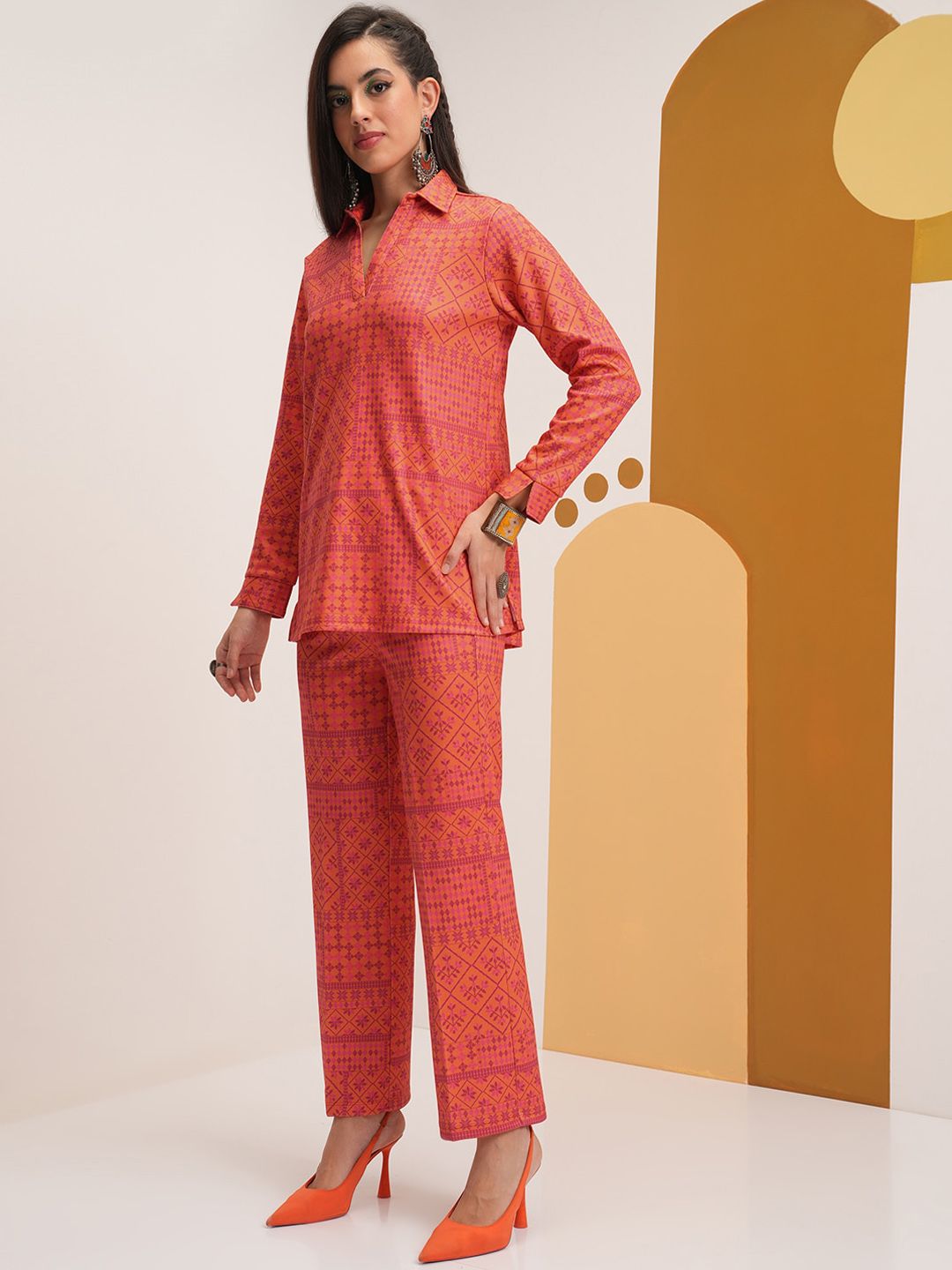 Vishudh Geometric Printed Shirt Collar Tunic With Trousers