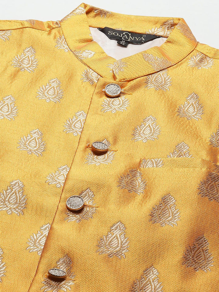 SOJANYA Men Teal Kurta with Churidar